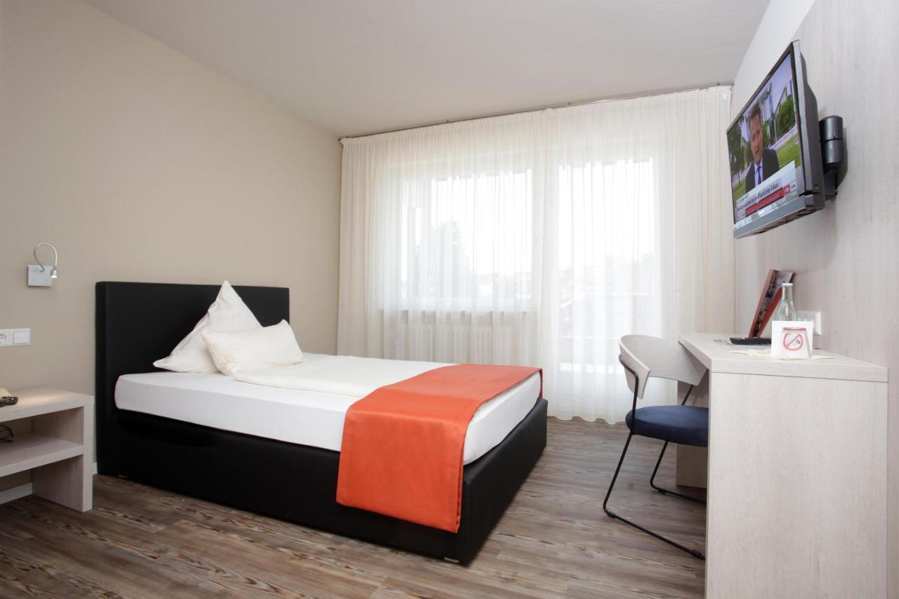 Stern Otel Albershausen Dış mekan fotoğraf