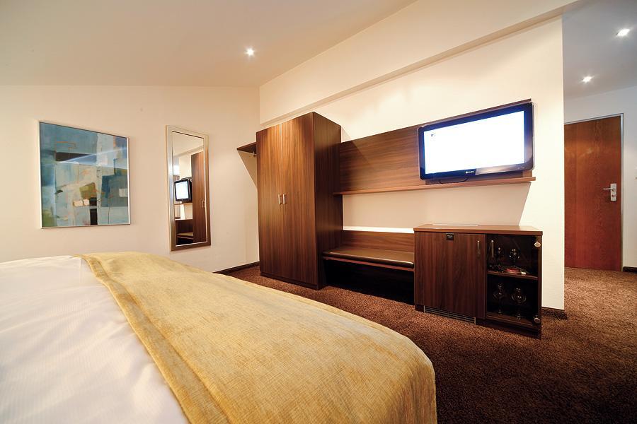 Stern Otel Albershausen Dış mekan fotoğraf