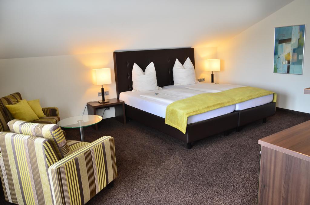 Stern Otel Albershausen Dış mekan fotoğraf